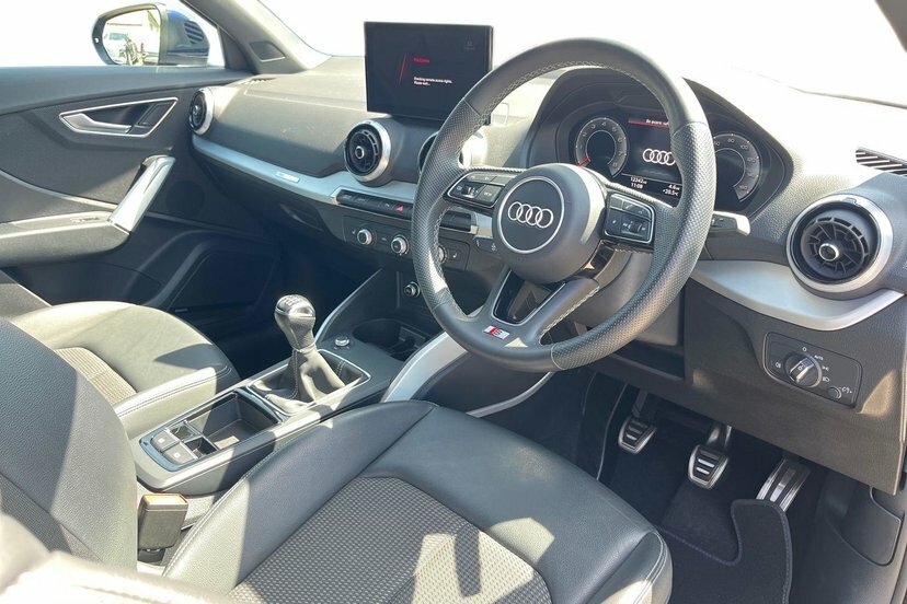 Audi Q2 1.5 Tfsi Cod 35 S Line Suv 150 Blue #6