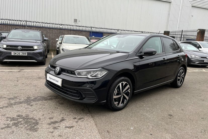 Volkswagen Polo 1.0 Tsi Life Black #38