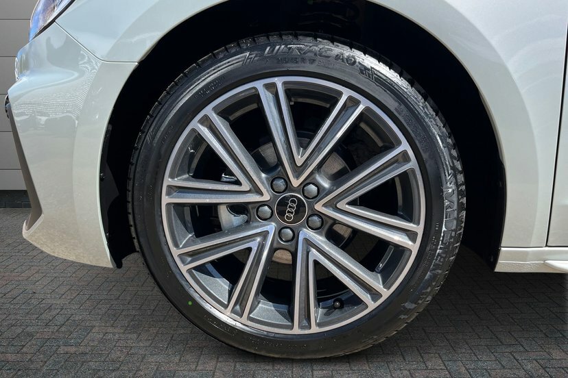 Audi A1 1.0 Tfsi 25 S Line Sportback 95 Silver #5