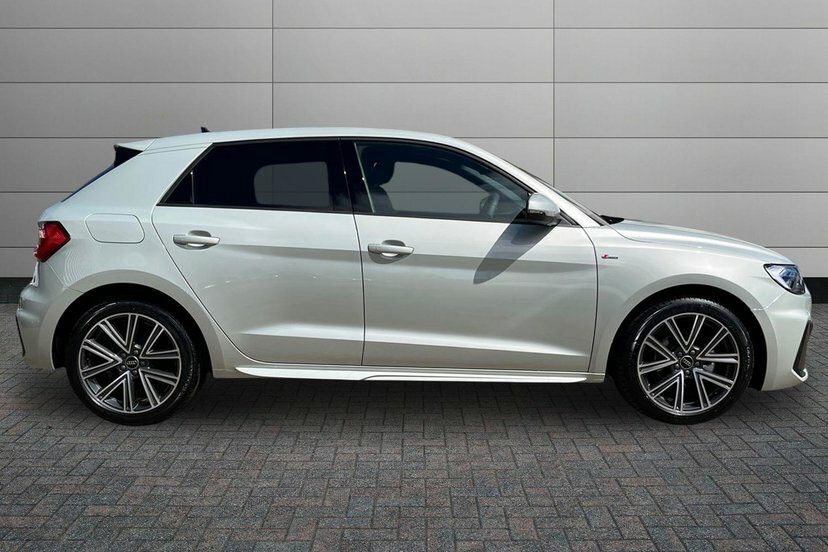 Audi A1 1.0 Tfsi 25 S Line Sportback 95 Silver #4