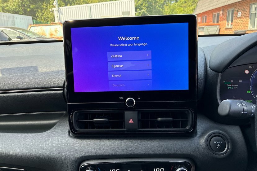 Toyota Yaris 1.5 Hybrid Excel Cvt Silver #7