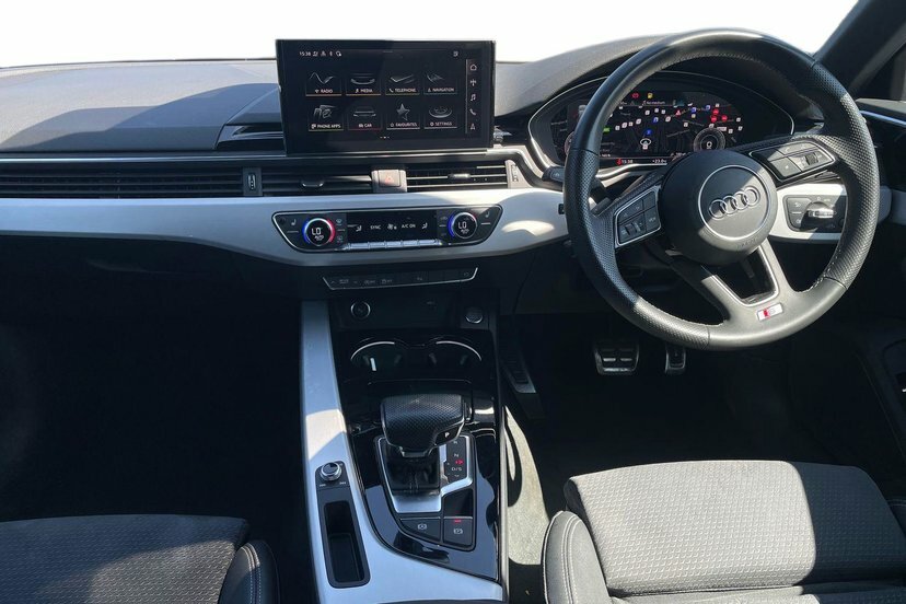 Audi A4 Avant Audi Avant 40 Tfsi 204 Black Edition S Tronic Grey #9
