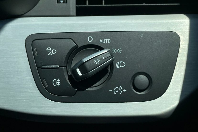 Audi A4 Avant Audi Avant 40 Tfsi 204 Black Edition S Tronic Grey #20