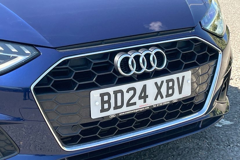 Audi A4 Avant Audi Avant 40 Tfsi 204 Black Edition S Tronic Grey #26
