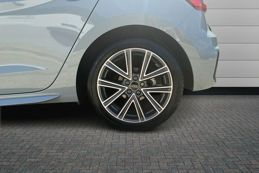 Audi A1 1.5 Tfsi 35 S Line Sportback S Tronic Grey #5