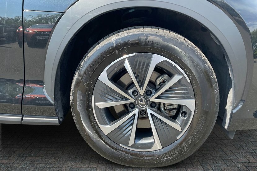 Lexus RZ 450E 71.4Kwh Premium Suv Direct4 Black #5