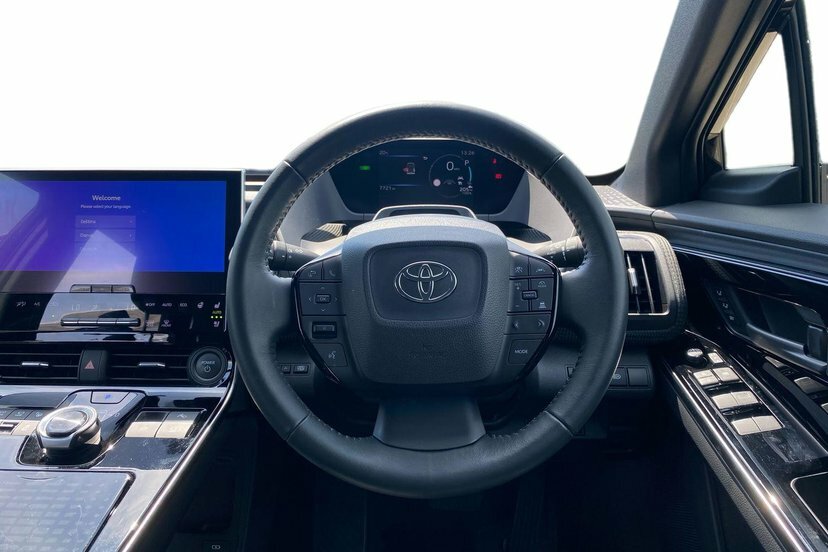 Toyota bZ4X 71.4 Kwh Motion 11Kw Obc Black #8