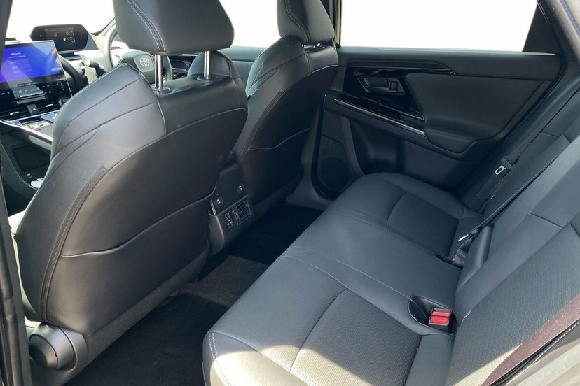 Toyota bZ4X 71.4 Kwh Motion 11Kw Obc Black #12