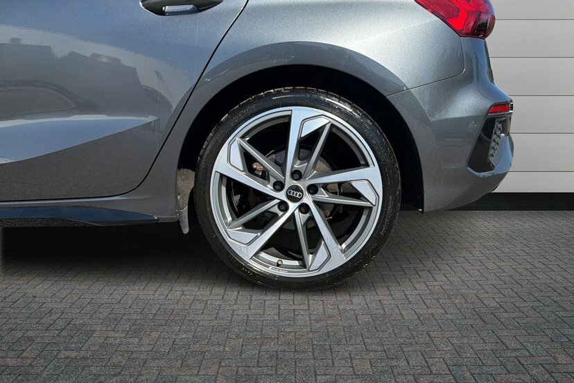 Audi A3 1.5 Tfsi 35 Edition 1 Sportback S Troni Grey #5