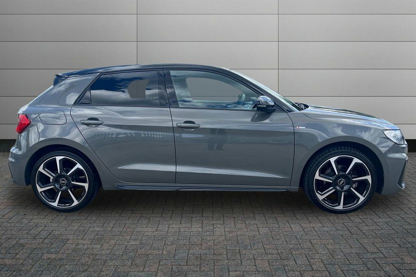 Audi A1 1.5 Tfsi 35 Black Edition Sportback S T Grey #4