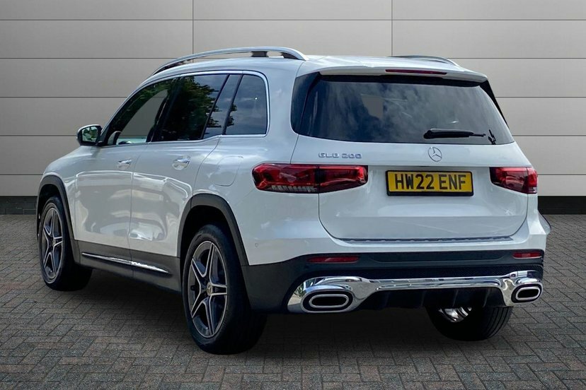 Mercedes-Benz GLB Class 1.3 Glb200 Amg Line Premium Plus Suv White #2