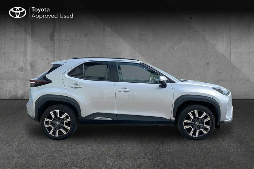 Toyota Yaris Cross Icon Grey #15