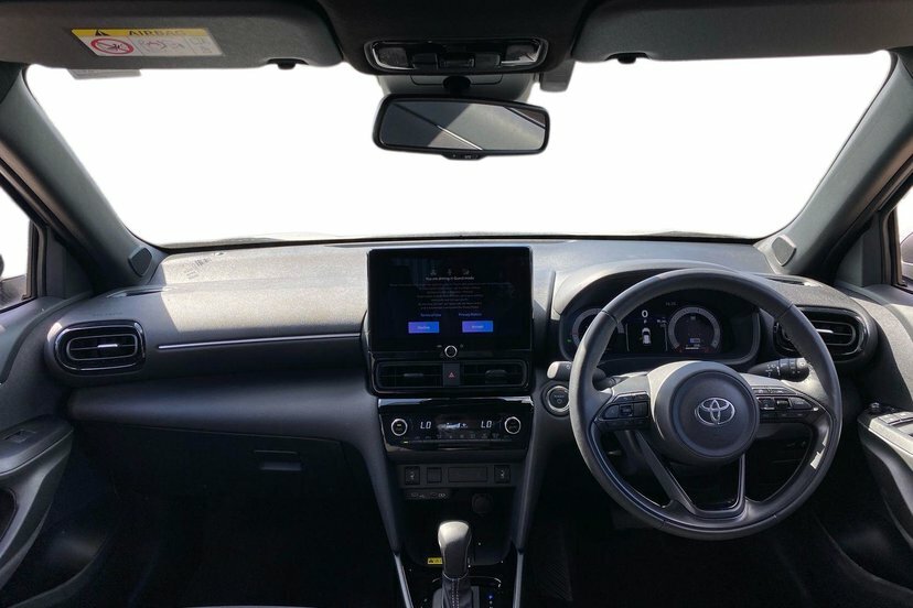 Toyota Yaris Cross 1.5 Vvt-h Excel Suv Hybrid E-cvt 130 P Silver #5