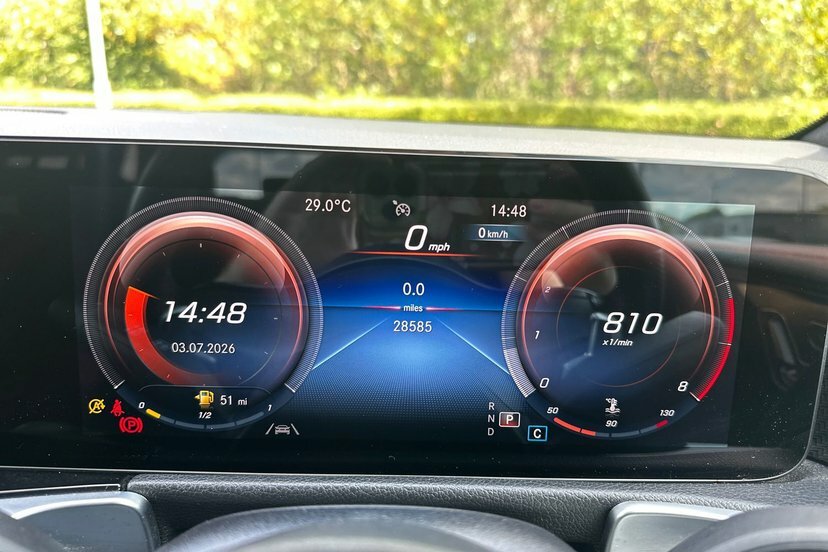 Mercedes-Benz GLB Class Glb200 Amg Line Premium Plus Grey #6