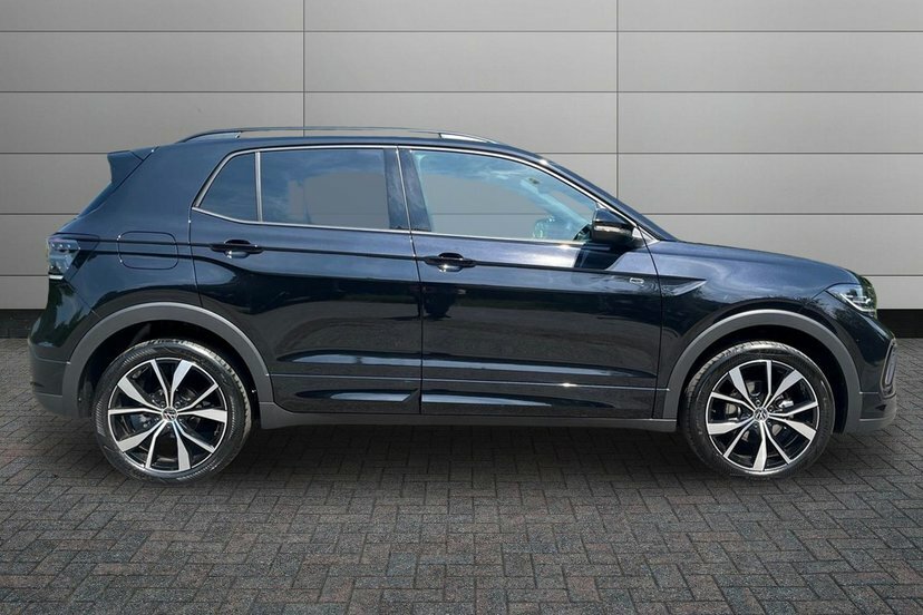 Volkswagen T-Cross 1.0 Tsi Black Edition Suv Dsg 115 Ps Black #4