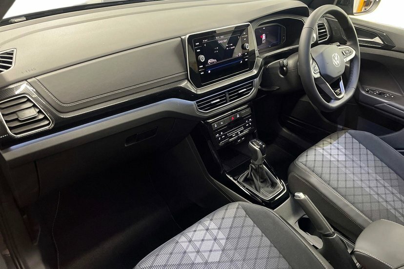 Volkswagen T-Cross 1.0 Tsi Black Edition Suv Dsg 115 Ps Grey #2