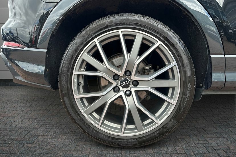 Audi Q3 2.0 Tdi 35 Vorsprung Suv S Tronic 150 Black #5