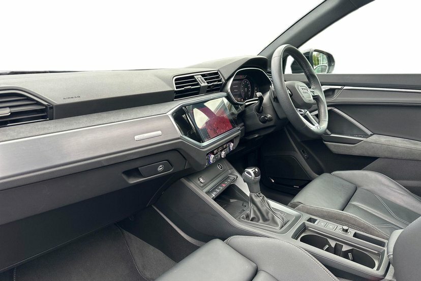 Audi Q3 2.0 Tdi 35 Vorsprung Suv S Tronic 150 Black #2