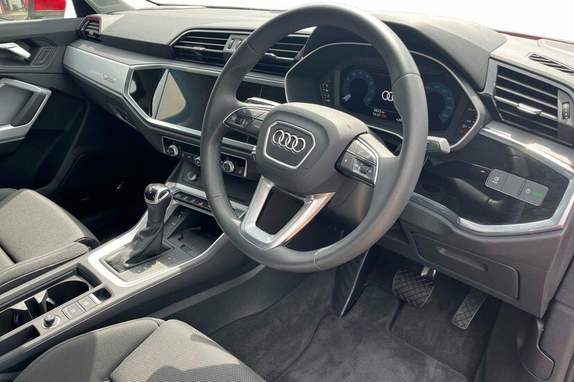 Audi Q3 1.5 Tfsi Cod 35 Sport Suv S Tronic 150 AV25PDZ Red #6
