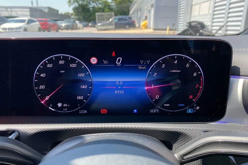Mercedes-Benz CLA Class Cla200h Mhev Amg Line Premium Plus Shooting Brak KJ25YPV Grey #6