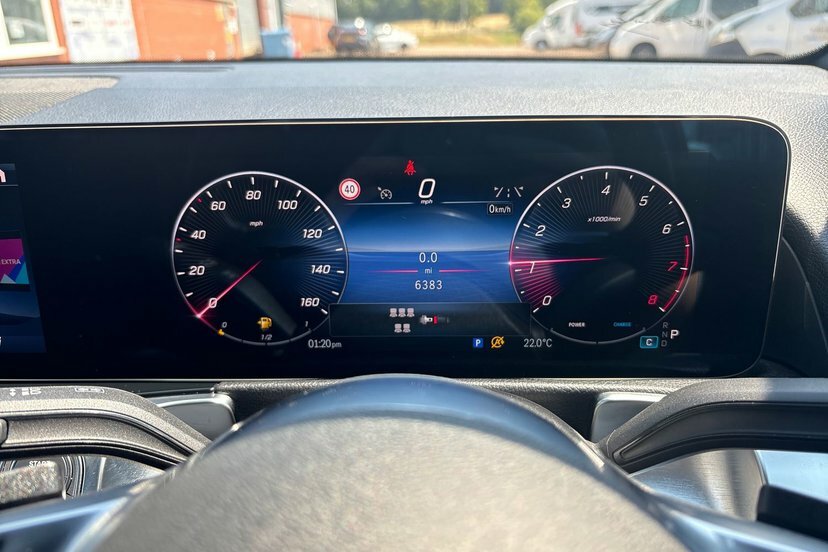 Mercedes-Benz GLB Class 1.3 Glb200h Mhev Sport Executive Suv Grey #6