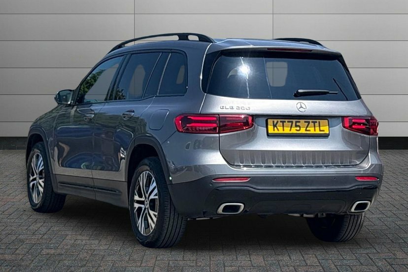 Mercedes-Benz GLB Class 1.3 Glb200h Mhev Sport Executive Suv Grey #2