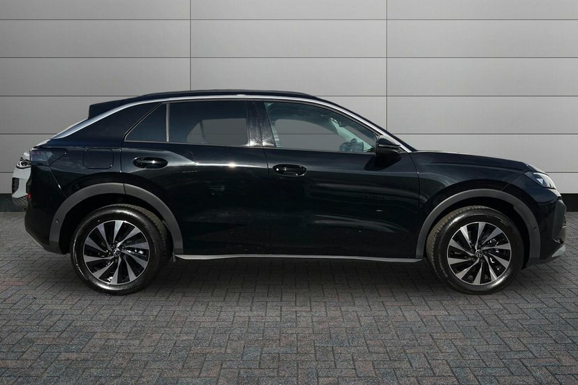 Volkswagen T-Roc 1.5 Etsi Mhev Life Suv Hybrid Dsg 150 GF26AOA Black #4