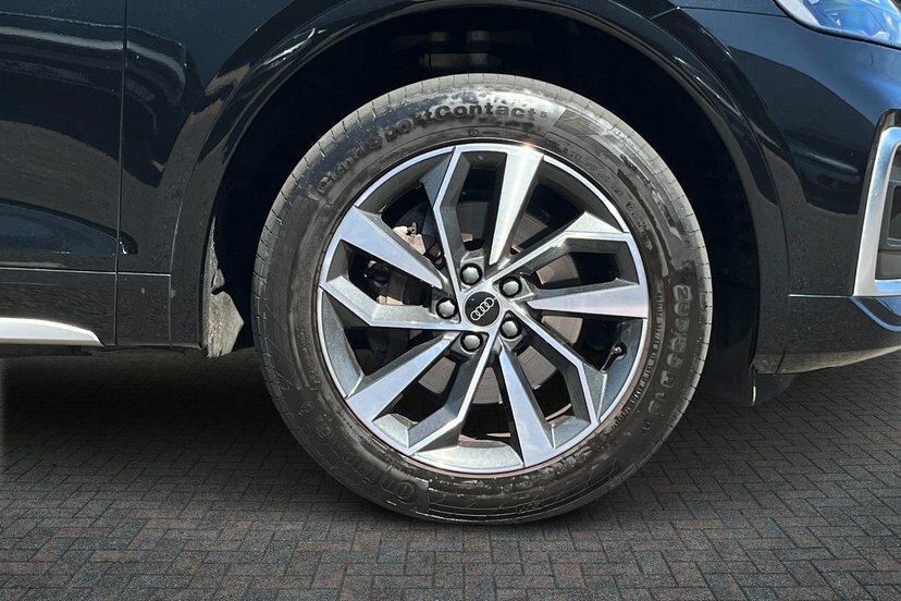 Audi Q5 2.0 Tfsi 45 S Line Sportback S Tronic Q Black #4