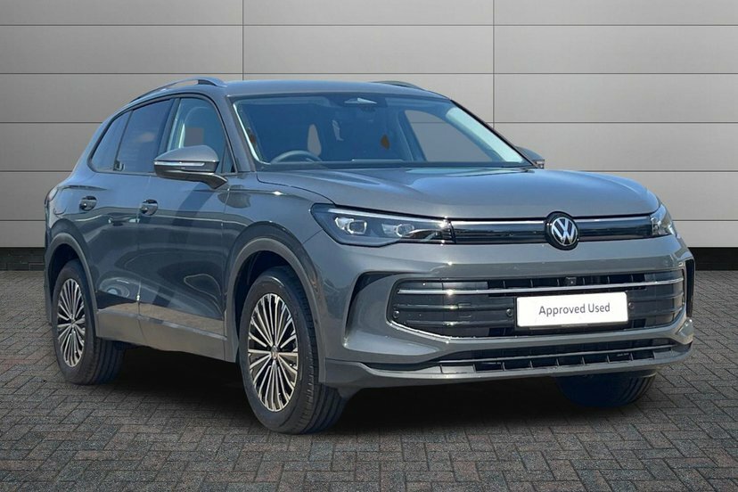 Volkswagen Tiguan 1.5 Etsi Mhev Match Suv Hybrid Dsg 150 Grey