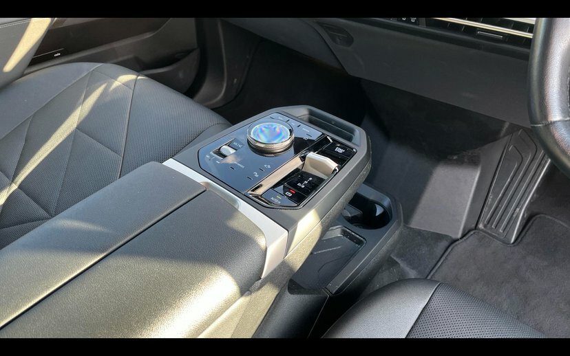 BMW iX 240Kw Xdrive40 M Sport Edition 76.6Kwh Black #10