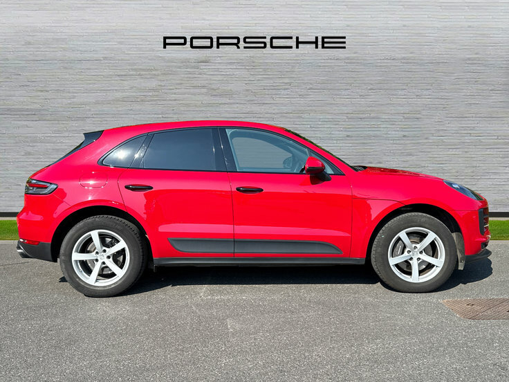 Porsche Macan 2.0T Suv Pdk 4Wd 245 Ps NJ68SYU Red #3