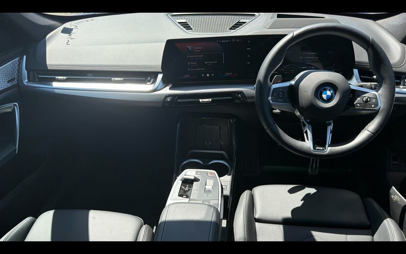 BMW iX1 Ix1 Edrive20 M Sport Blue #4