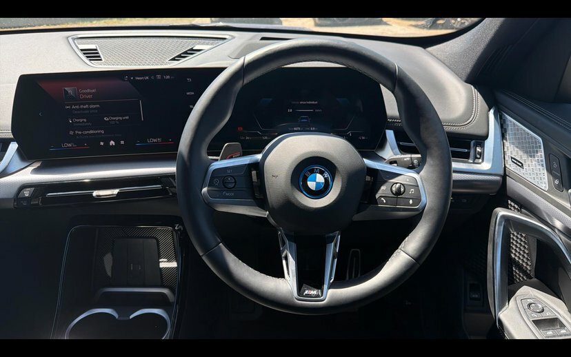 BMW iX1 Ix1 Edrive20 M Sport Blue #5