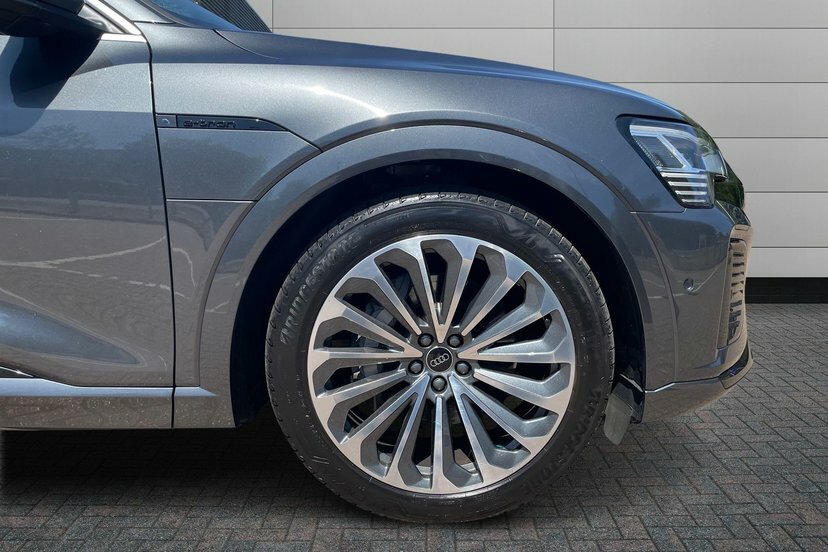 Audi Q8 e tron 55 S Line Sportback Quattro 114K Grey #5