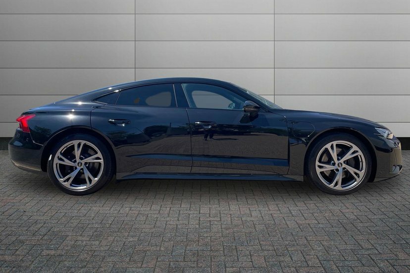 Audi E Tron GT 93.4Kwh Saloon Quattro 476 Ps Black #4