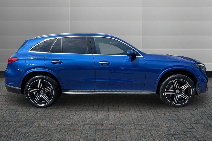 Mercedes-Benz GLC Class Glc300e Amg Line Premium 4Matic KP23OPL Blue #3