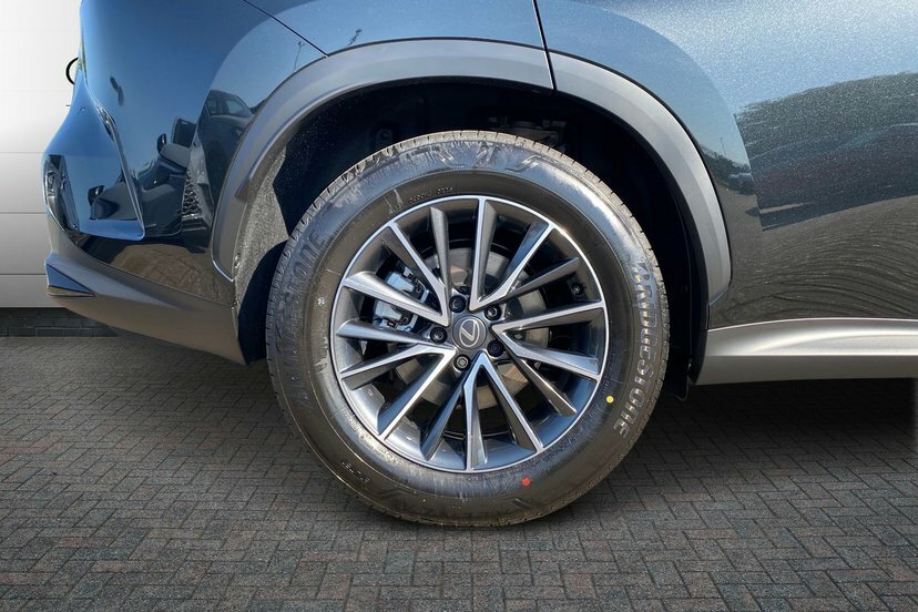 Lexus NX 2.5 450H 18.1Kwh Premium Suv Plug-in H Black #5