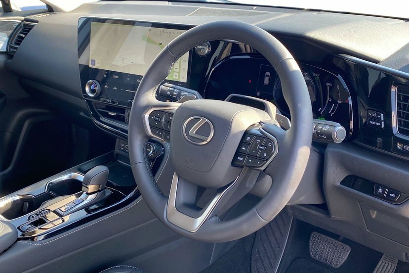 Lexus NX 2.5 450H 18.1Kwh Premium Suv Plug-in H Black #6