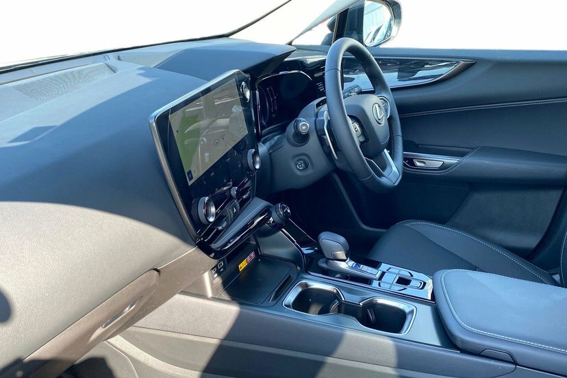 Lexus NX 2.5 450H 18.1Kwh Premium Suv Plug-in H Black #2