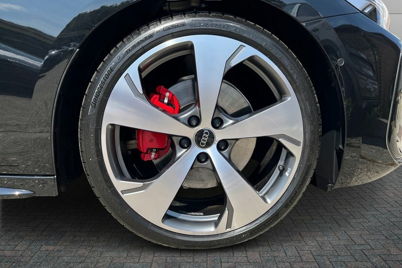 Audi A5 2.0 Tdi Edition 1 Estate S Tronic Quatt Black #5