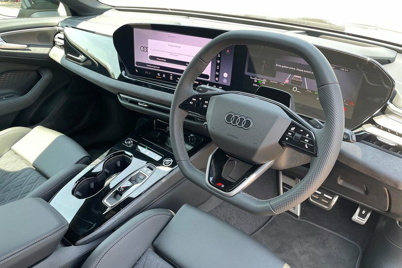 Audi A5 2.0 E-hybrid 25.9Kwh Black Edition Estate Petr Grey #6