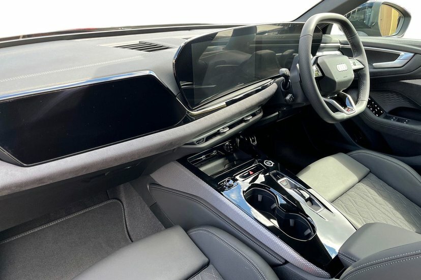 Audi A5 2.0 E-hybrid 25.9Kwh Edition 1 Estate P Black #2