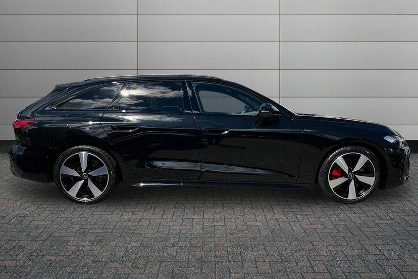 Audi A5 2.0 E-hybrid 25.9Kwh Edition 1 Estate P Black #4