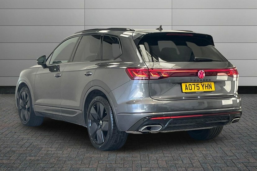 Volkswagen Touareg 3.0 V6 Tdi Final Edition Suv Tiptronic AO75YHN Grey #3
