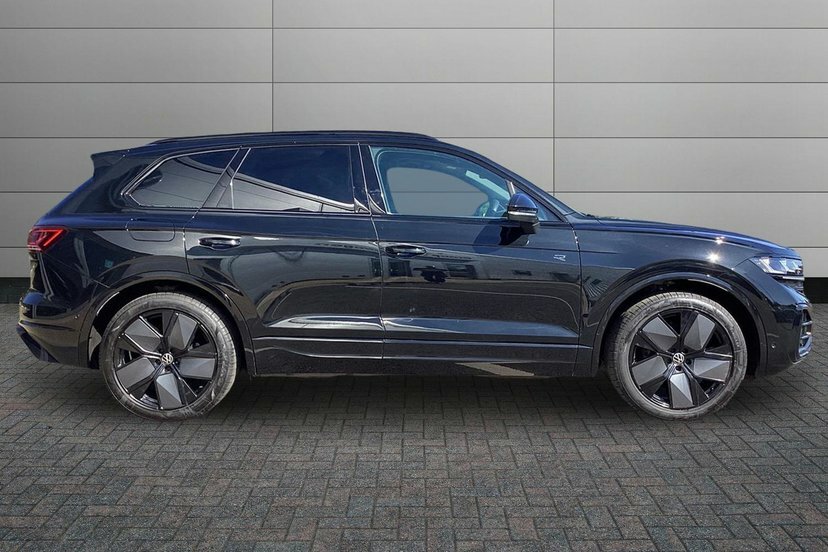 Volkswagen Touareg 3.0 V6 Tdi Final Edition Suv Tiptronic Black #4