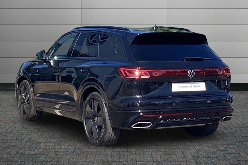 Volkswagen Touareg 3.0 V6 Tdi Final Edition Suv Tiptronic Black #3