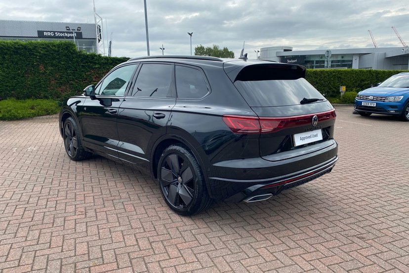 Volkswagen Touareg 8.9 Representative Apr 60 Months Pcp Silver #16