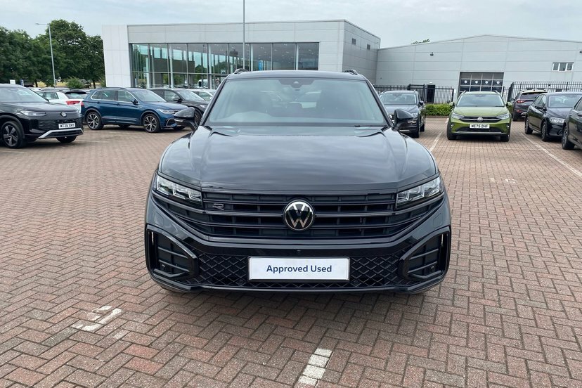 Volkswagen Touareg 8.9 Representative Apr 60 Months Pcp Silver #22