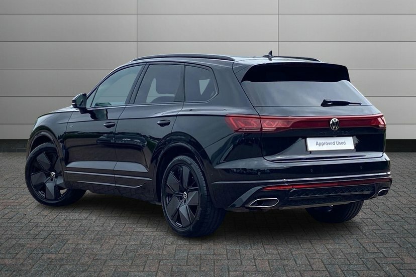 Volkswagen Touareg 3.0 V6 Tdi Final Edition Suv Tiptronic Black #3