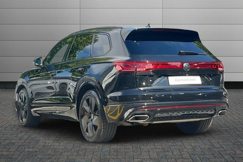 Volkswagen Touareg 3.0 V6 Tdi Final Edition Suv Tiptronic RA75GZL Black #3
